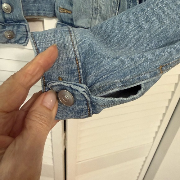 H&M Denim Jacket classic blue front side pockets size 12 - Picture 7 of 8